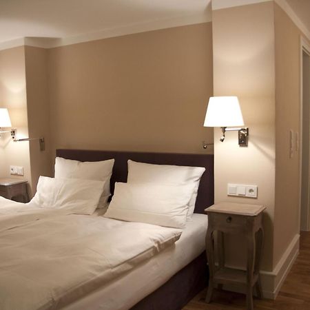 Weinhotel Eltvinum Eltville am Rhein Bagian luar foto