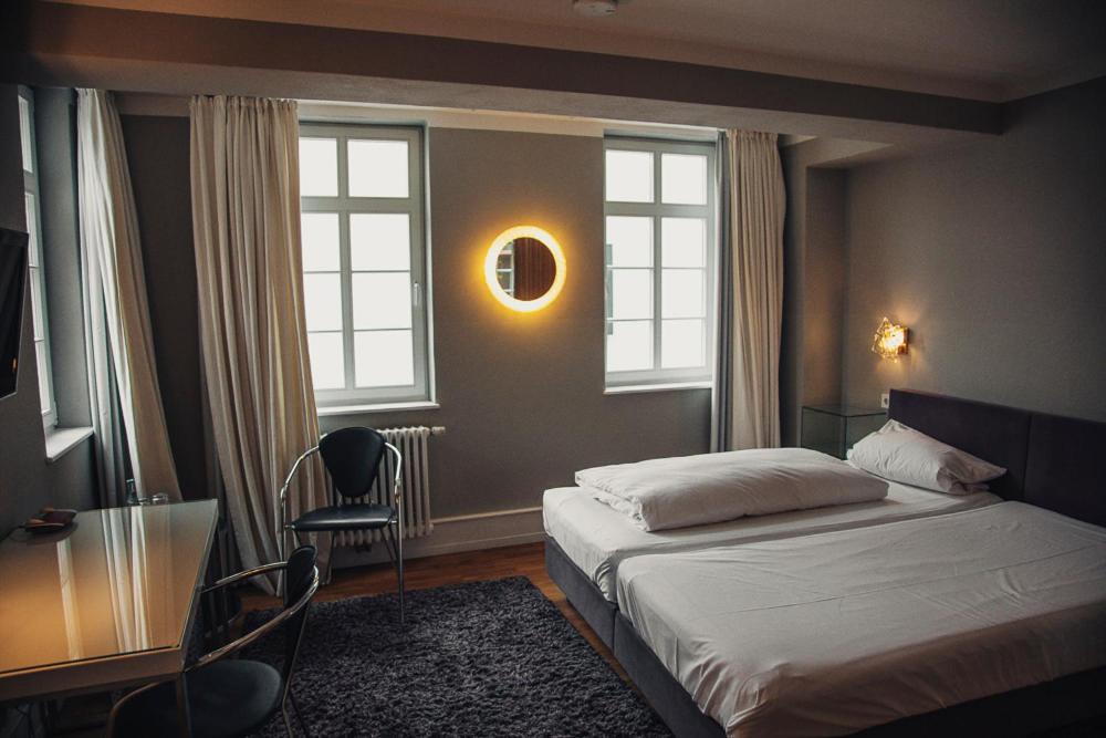 Weinhotel Eltvinum Eltville am Rhein Bagian luar foto