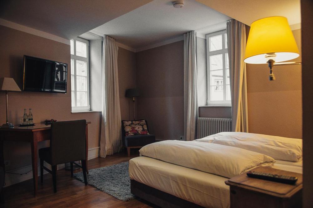 Weinhotel Eltvinum Eltville am Rhein Bagian luar foto